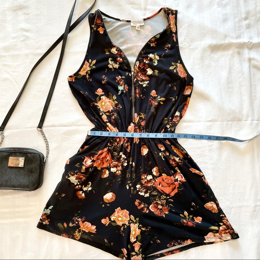 Juniors/misses Black Floral Romper size M